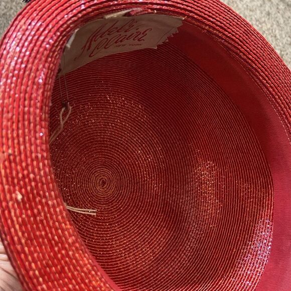 VTG, Adele Claire Made In New York US
Red Straw Hat with Black Band and Pom Pom main image 8